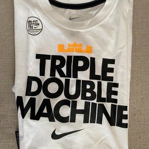New Nike Lebron James Triple Double Machine Dri-Fit T shirt sz M